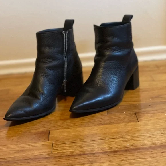 Everlane The Boss Boot black pebbled leather size 7.5 - Picture 3 of 9
